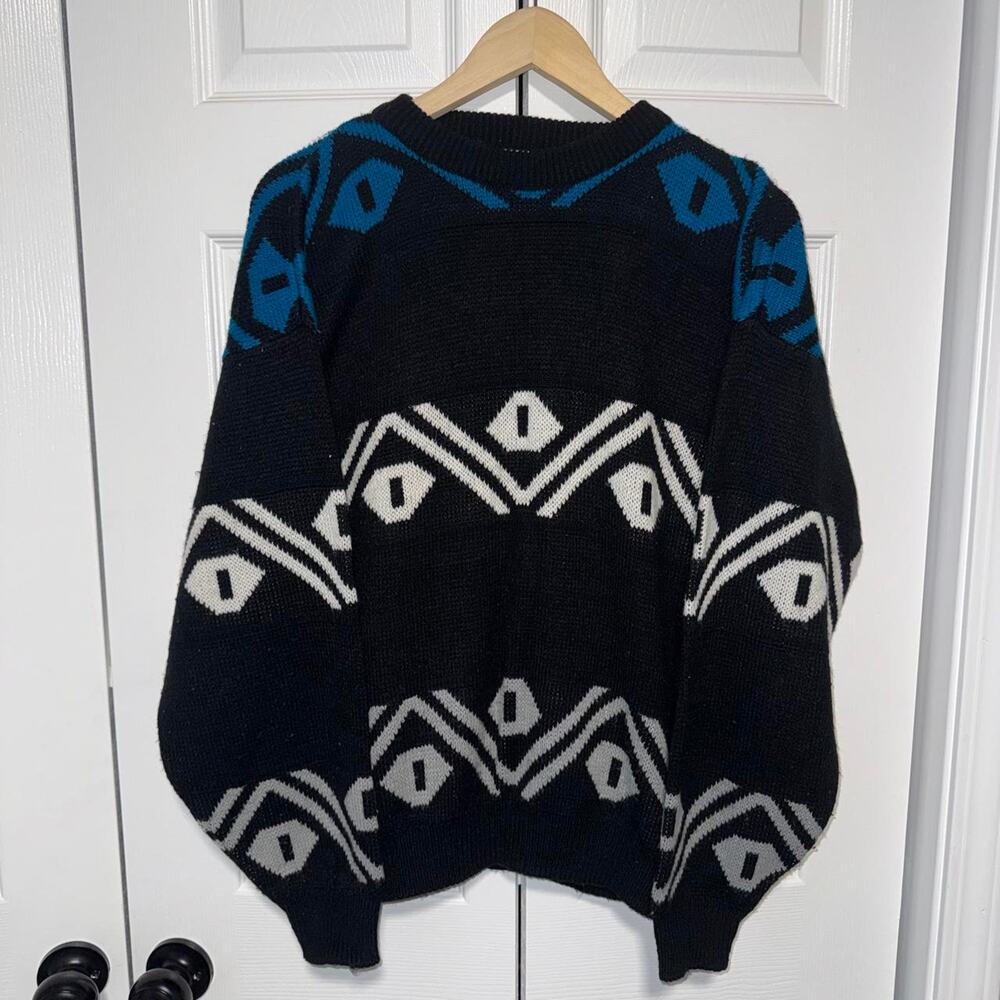 Vintage 1980s in private geometric knit sweater size medium
